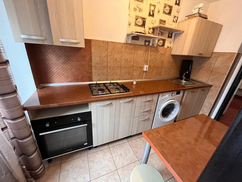 Mihai Bravu Dristor, Rond Alba Iulia, Rond Baba Novac.