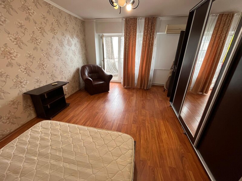 Mihai Bravu Dristor, Rond Alba Iulia, Rond Baba Novac.